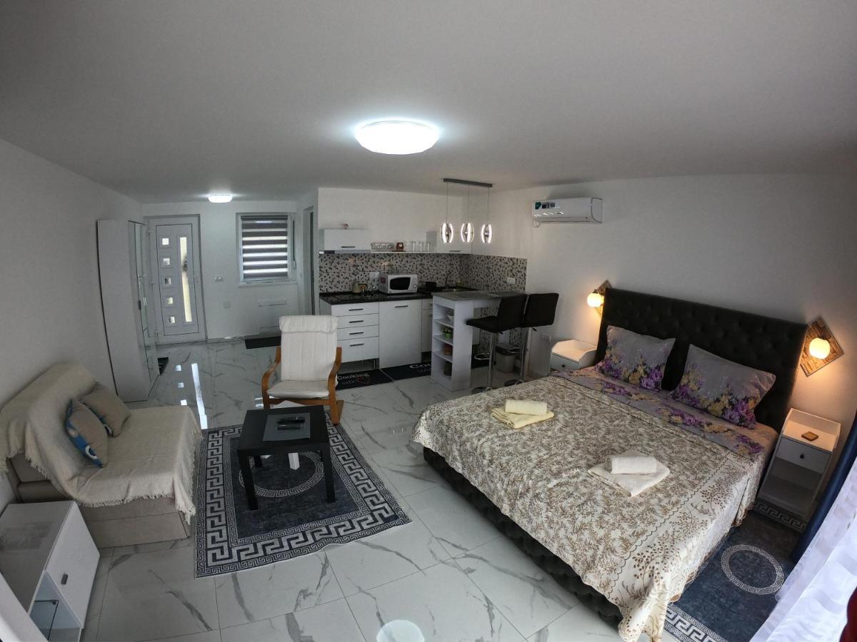 Vila Memphis Golubac Exterior foto